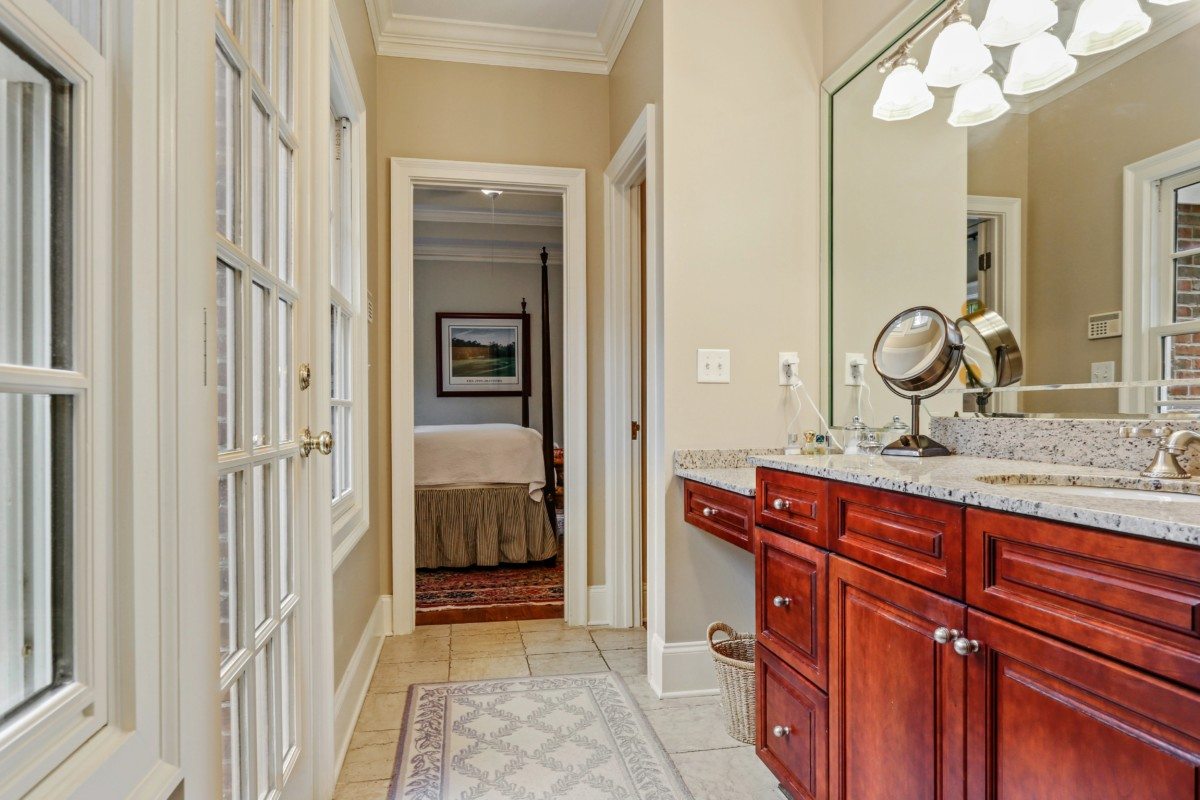 3153 Peachtree Road