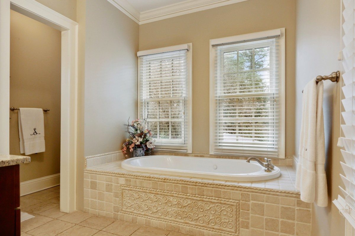 3153 Peachtree Road.jpg24