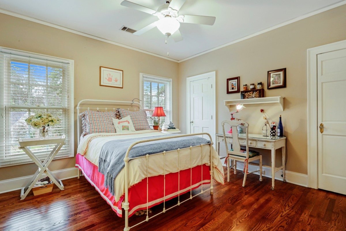 3153 Peachtree Road.jpg33