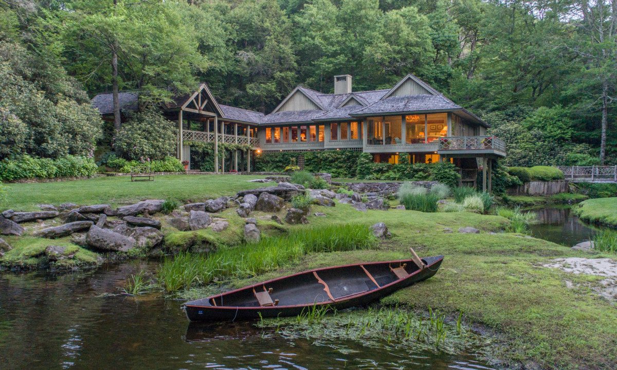 Mountain Retreat of 20+ Acres in Highlands North Carolina Buckhead