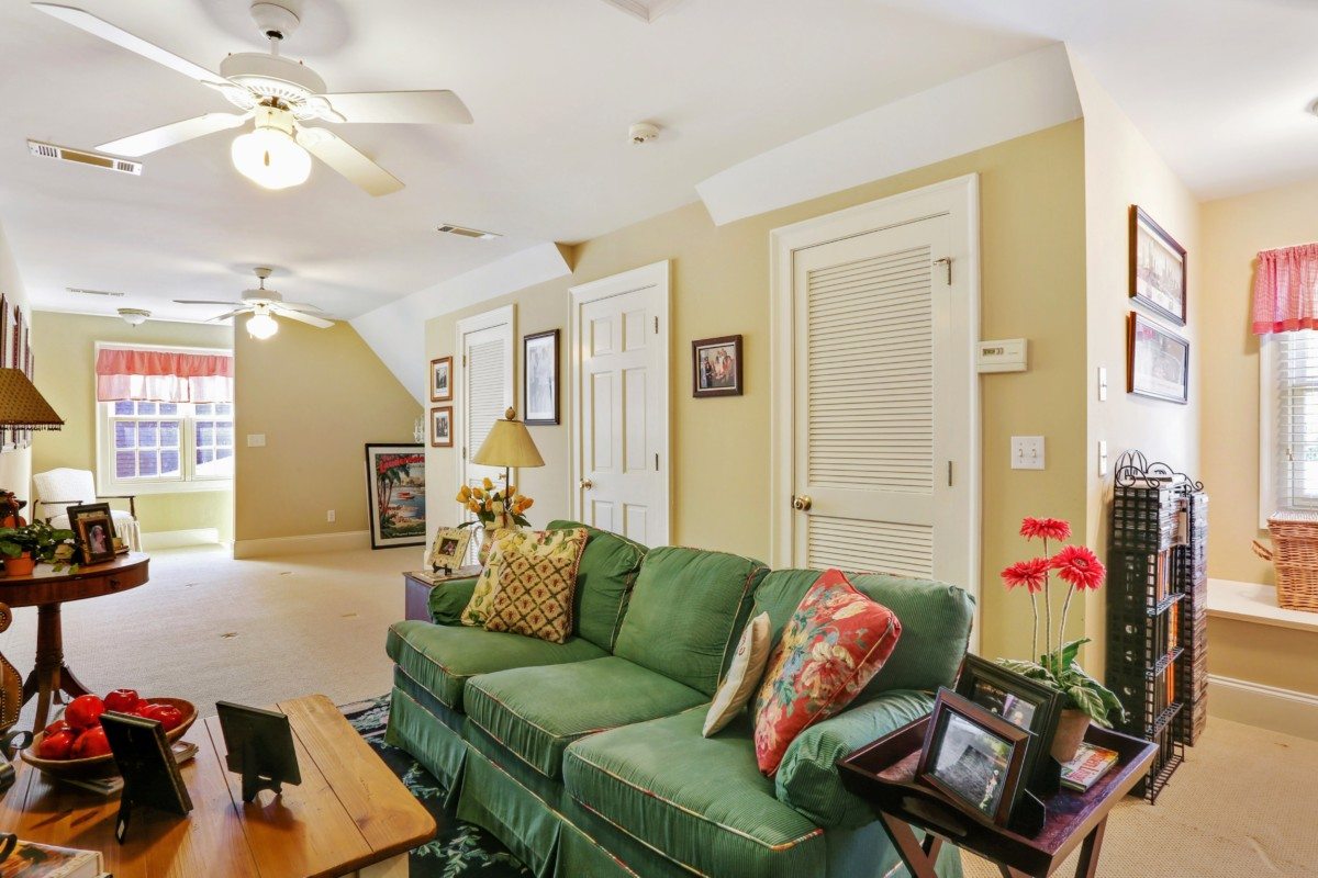 3153 Peachtree Drive2