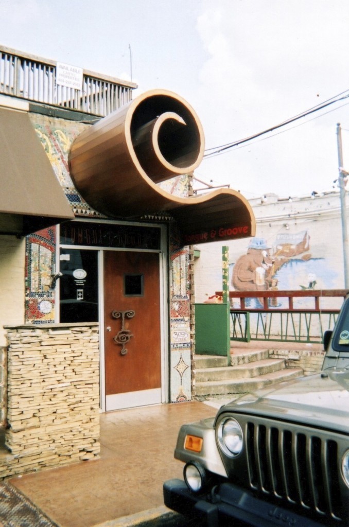 Tongue & Groove Bolling Way Entrance