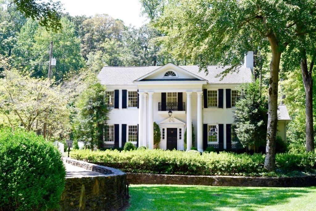 Buckhead-Peachtree-Heights-West-Neighborhood-Atlanta-GA