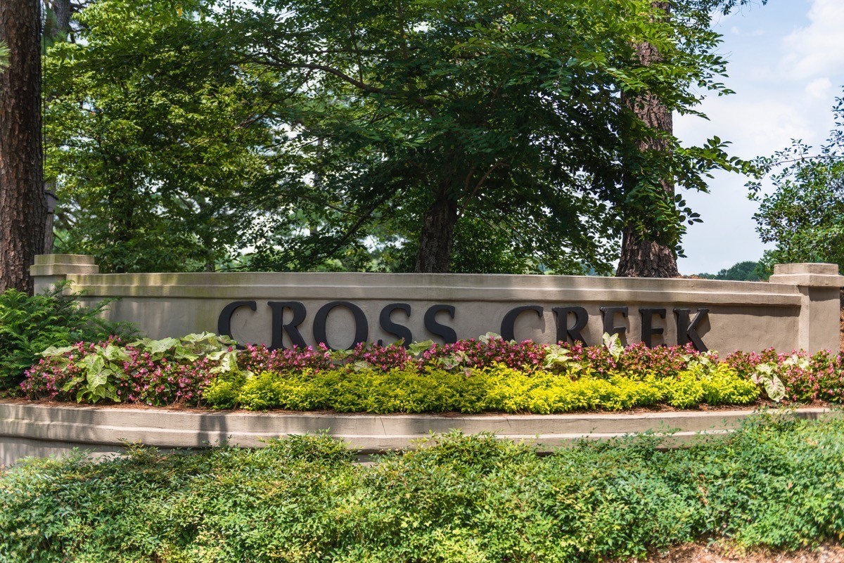 cross-creek-club-golf-cafe-neighborhood-buckhead-atlanta