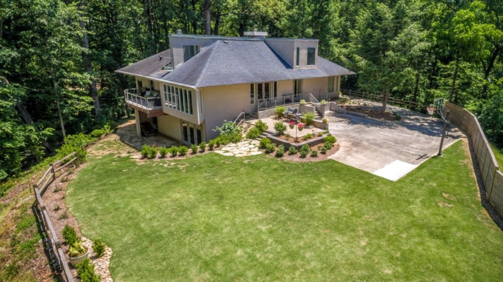 2401 W Wesley Rd NW