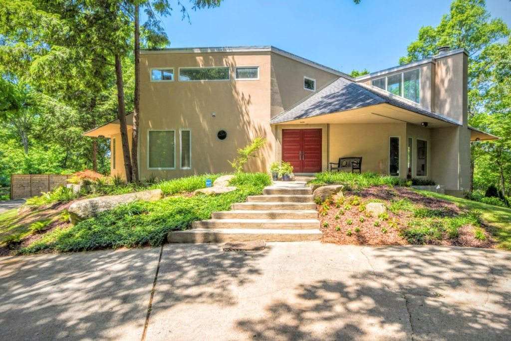 2401 W Wesley Rd NW