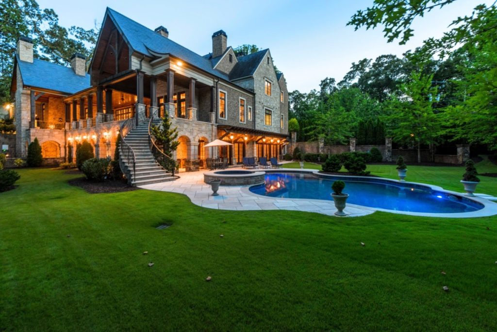 1001 W paces ferry Rd Buckhead