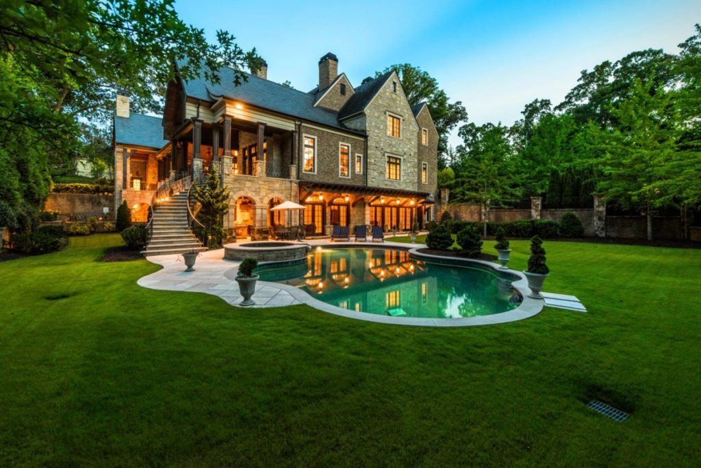 1001 W paces ferry Rd Buckhead