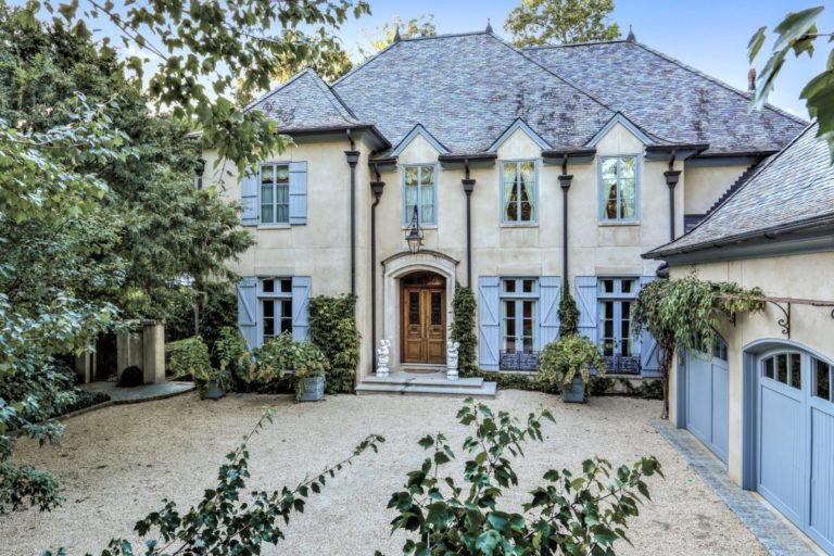 3220 Habersham Road