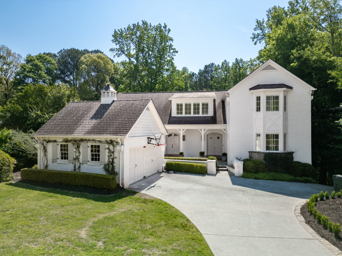 Classic Buckhead home with modern amenities in Brandon