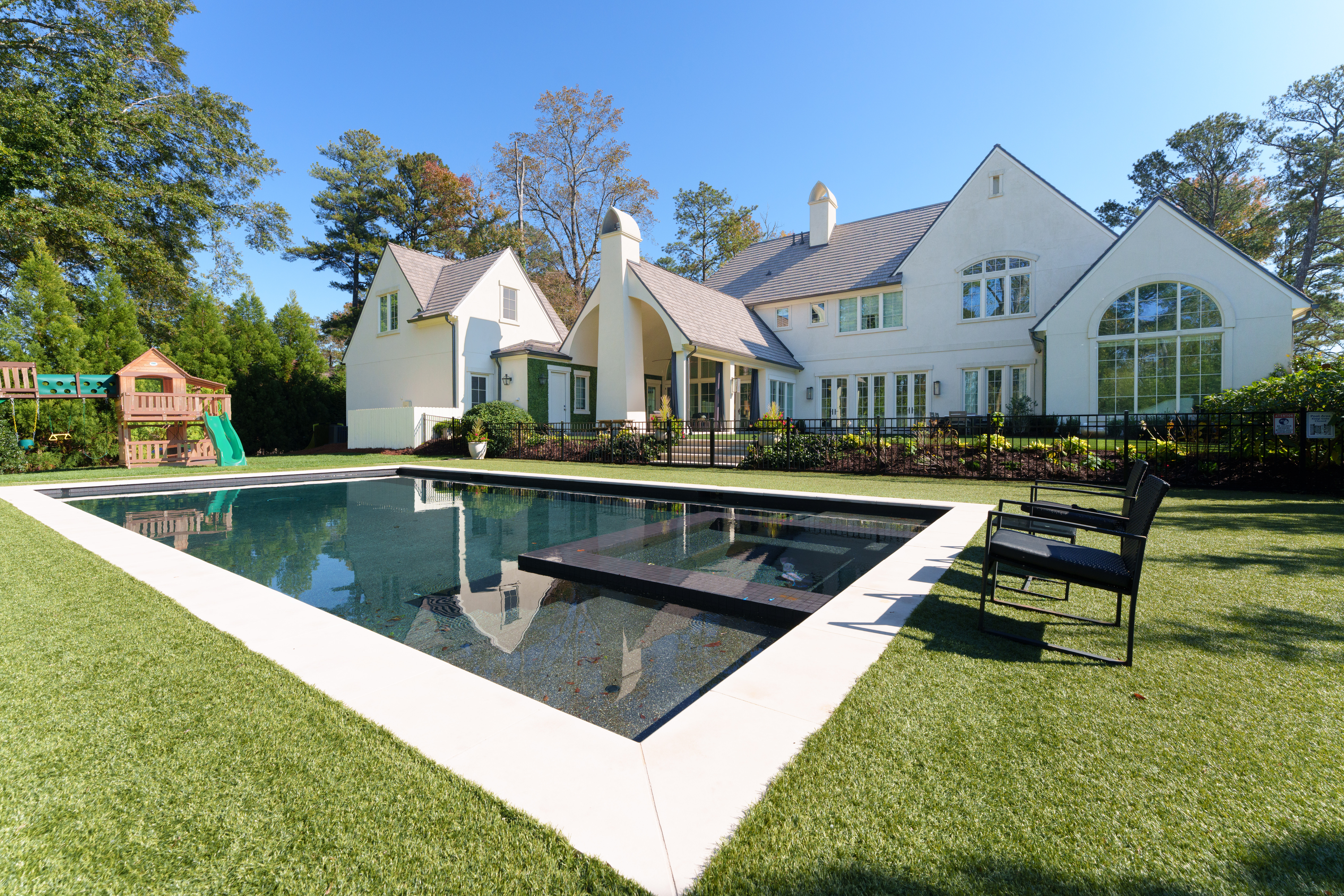 An Oasis of Refined Living in Buckhead