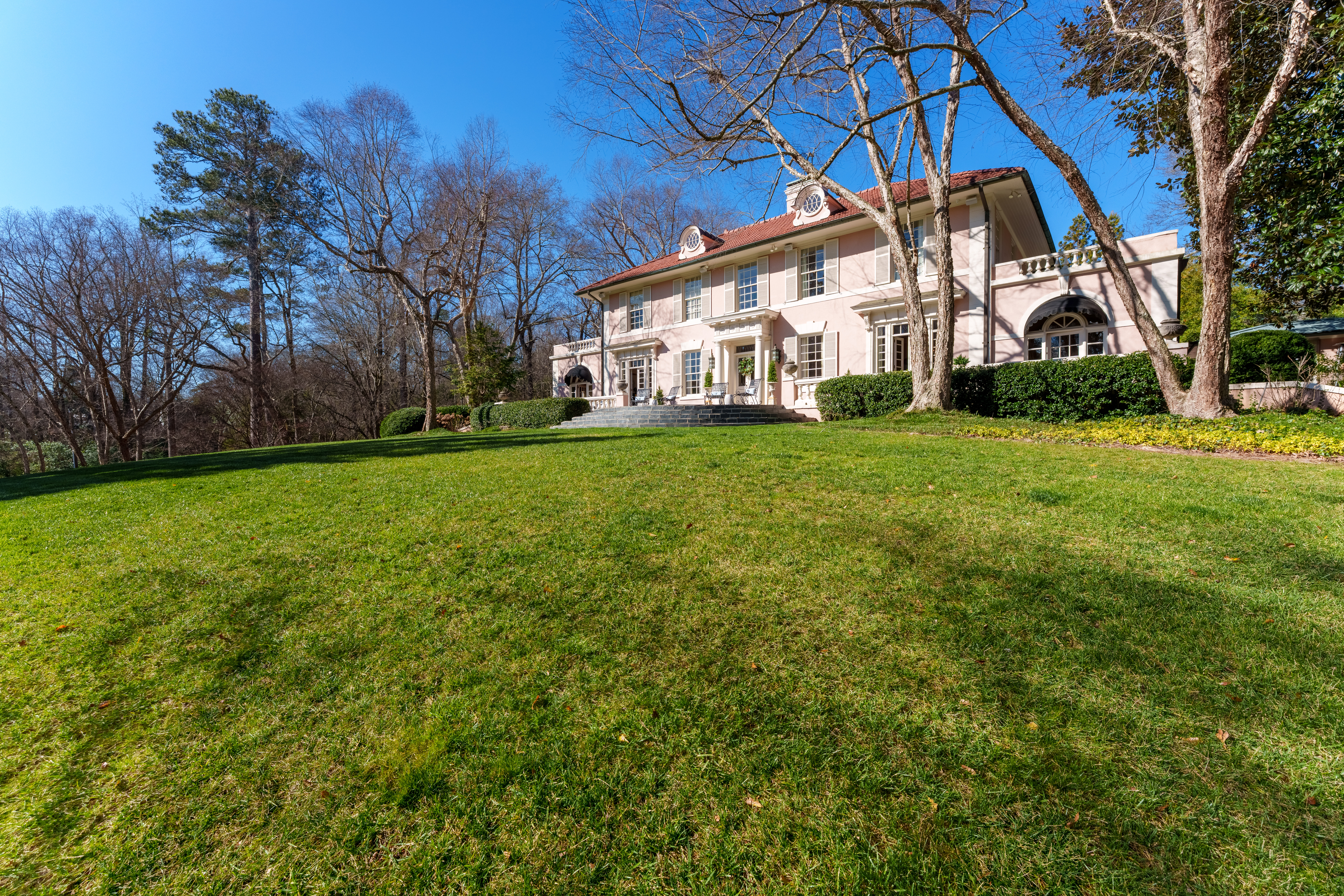 The Austell Estate | 8 West Andrews Drive NW