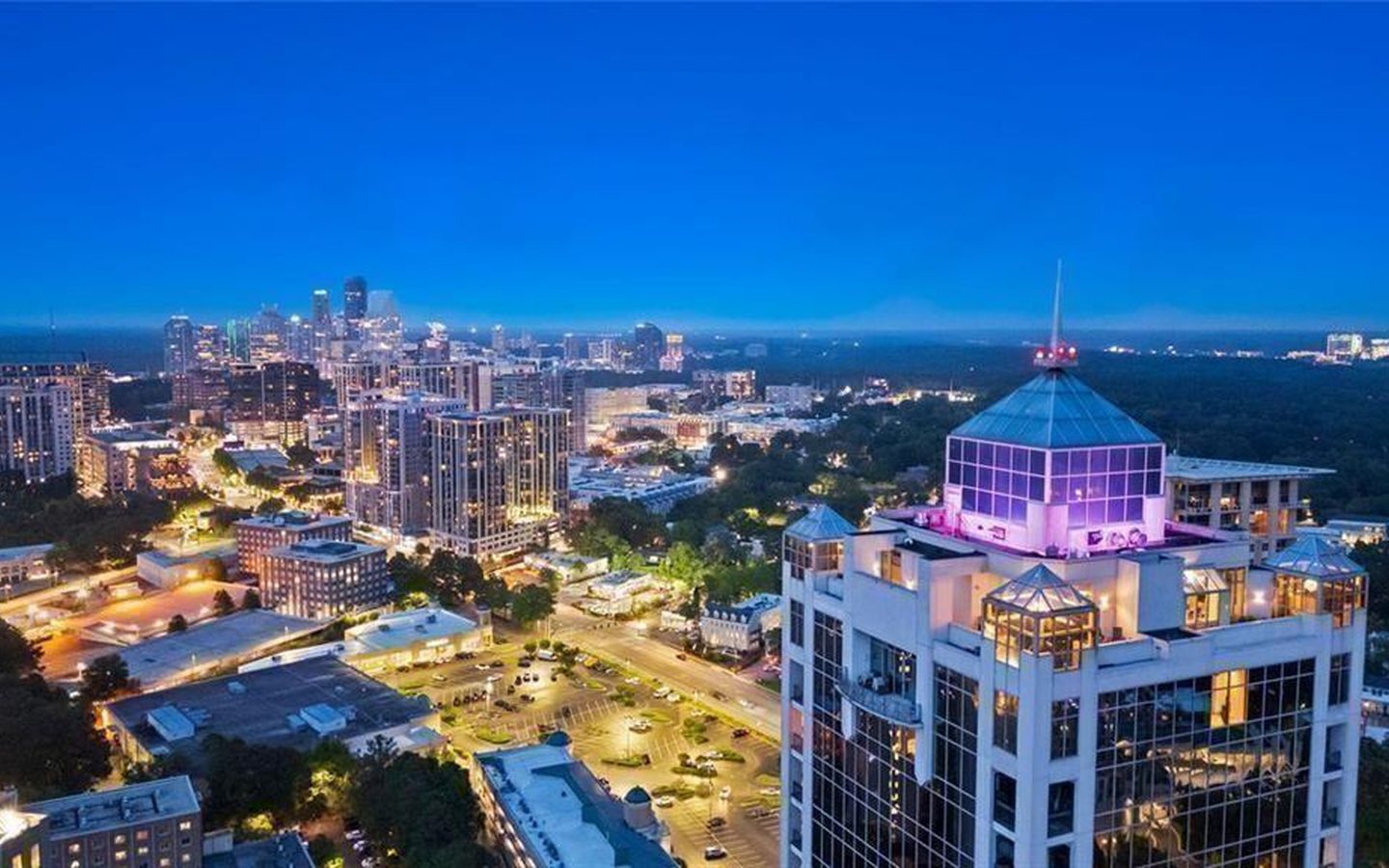 2828 Peachtree Road PH3300 Buckhead penthouse condo sold $2,750,000