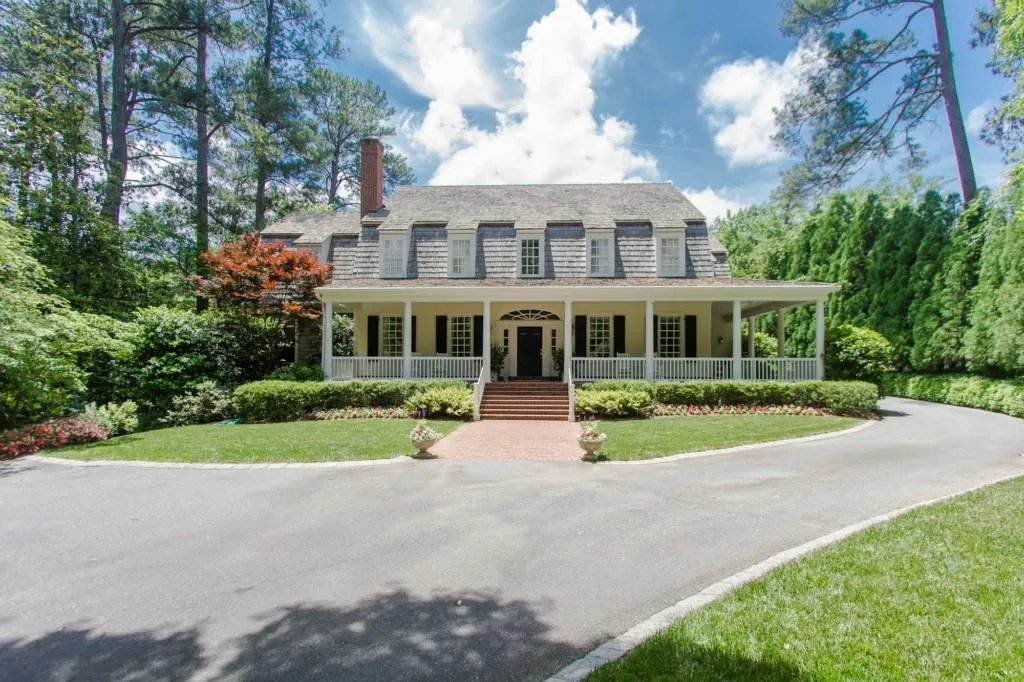 1742 W Wesley Road Nw, Atlanta, Georgia 30327, 5 Bedrooms Bedrooms, ,7 BathroomsBathrooms,Residential,Sold,1742 W Wesley Road Nw,5384651