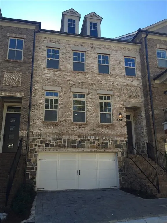 831 Canterbury Overlook Unit 20, Atlanta, Georgia 30324, 3 Bedrooms Bedrooms, ,2 BathroomsBathrooms,Residential,Sold,831 Canterbury Overlook Unit 20,5512521