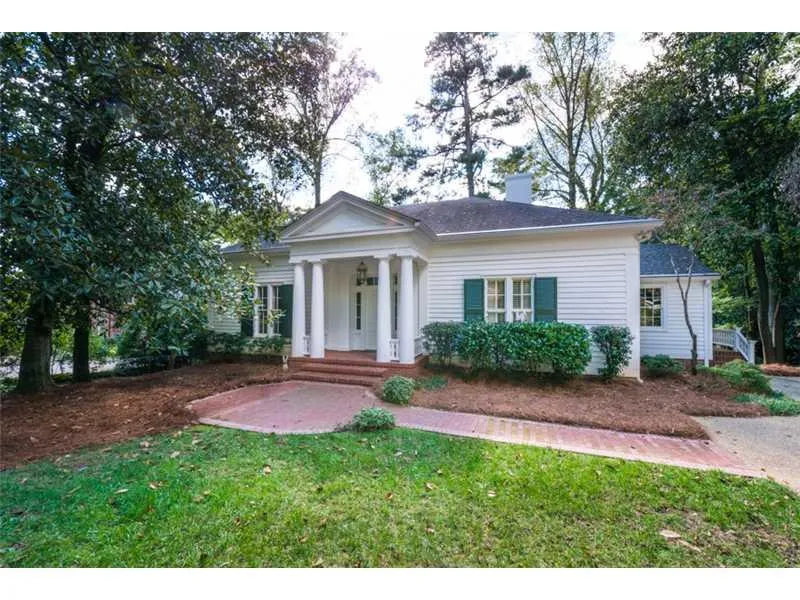 1450 W Wesley Road Nw, Atlanta, Georgia 30327, 4 Bedrooms Bedrooms, ,3 BathroomsBathrooms,Residential,Sold,1450 W Wesley Road Nw,5564436