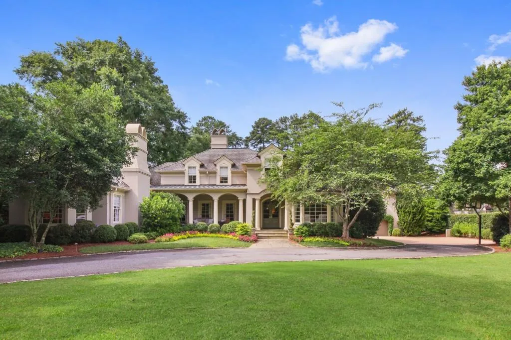 1796 W Wesley Road Nw, Atlanta, Georgia 30327, 5 Bedrooms Bedrooms, ,5 BathroomsBathrooms,Residential,Sold,1796 W Wesley Road Nw,5565296