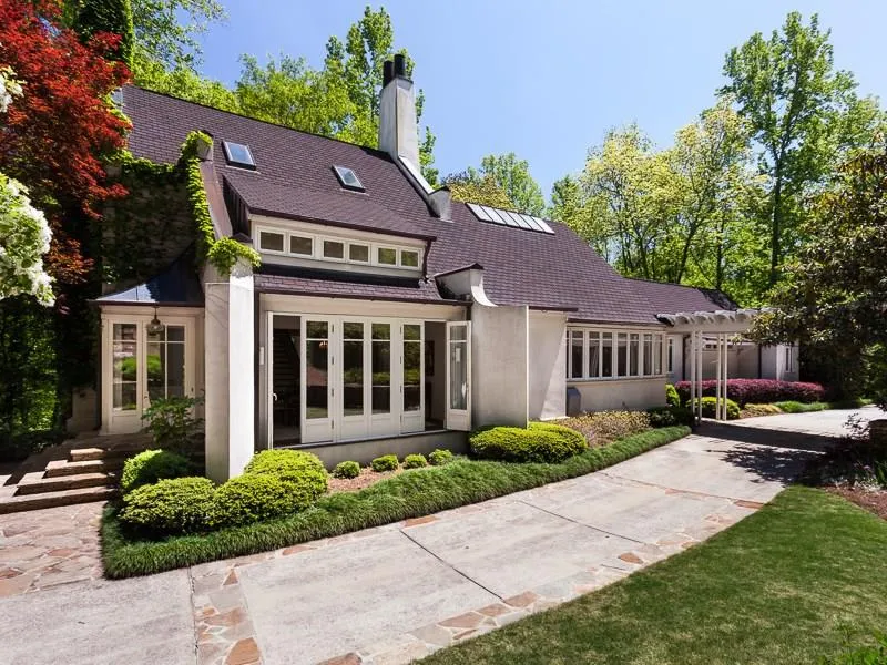 8 Whitewater Trail, Atlanta, Georgia 30327, 3 Bedrooms Bedrooms, ,4 BathroomsBathrooms,Residential,Sold,8 Whitewater Trail,5581313