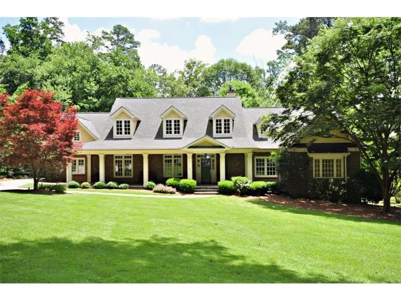 4625 Mystic Drive, Sandy Springs, Georgia 30342, 5 Bedrooms Bedrooms, ,6 BathroomsBathrooms,Residential,Sold,4625 Mystic Drive,5580841