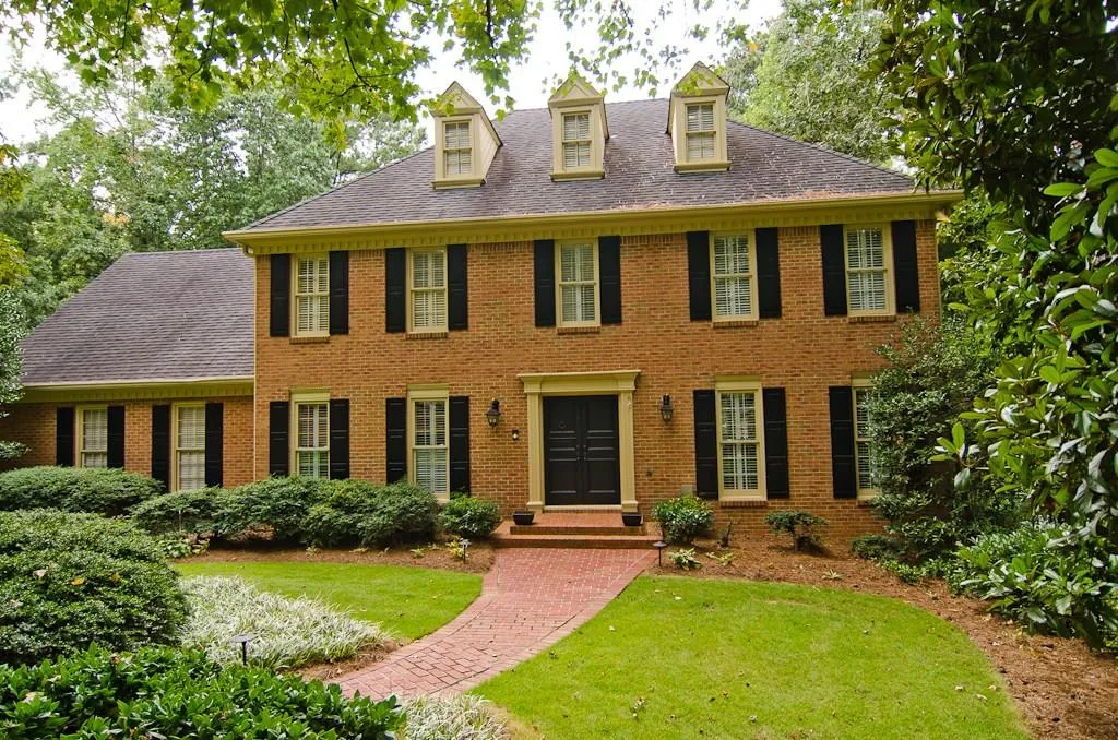 70 Old Powers Place Nw, Atlanta, Georgia 30327, 4 Bedrooms Bedrooms, ,3 BathroomsBathrooms,Residential,Sold,70 Old Powers Place Nw,5596695