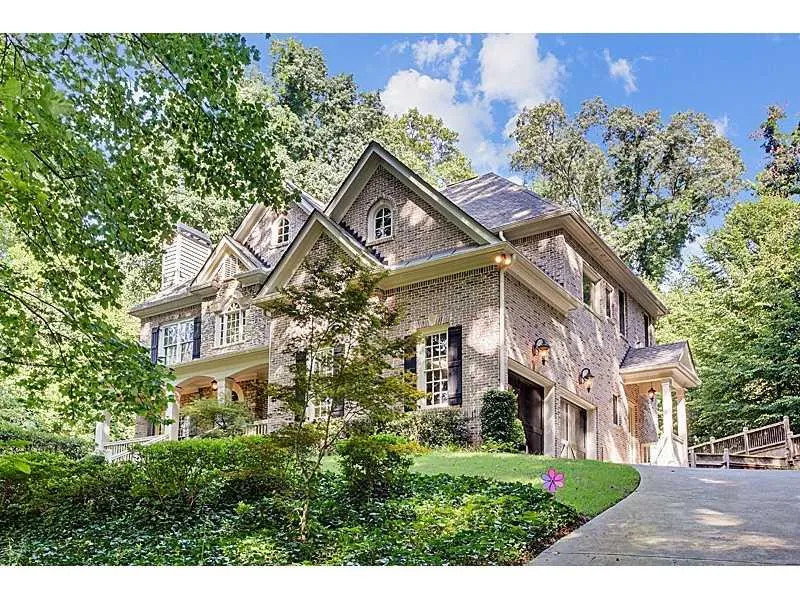 1242 Dunwoody Lane Ne, Brookhaven, Georgia 30319, 5 Bedrooms Bedrooms, ,5 BathroomsBathrooms,Residential,Sold,1242 Dunwoody Lane Ne,5604458