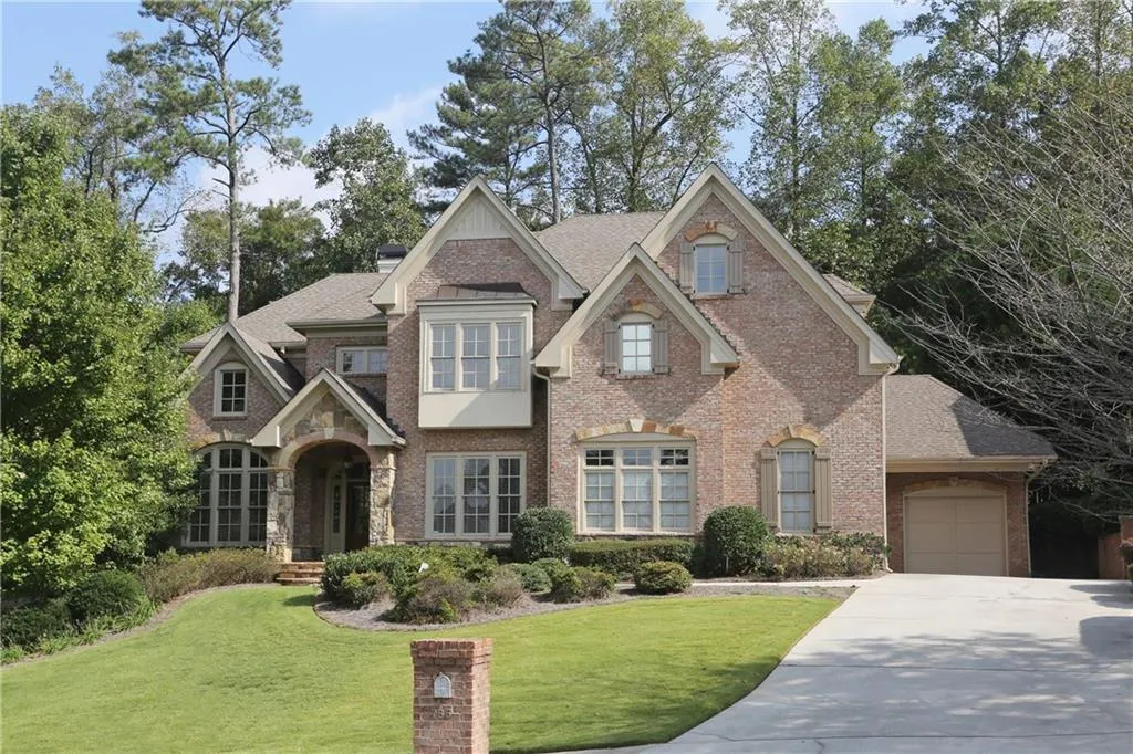 755 Estate Way, Sandy Springs, Georgia 30319, 6 Bedrooms Bedrooms, ,5 BathroomsBathrooms,Residential,Sold,755 Estate Way,5607238