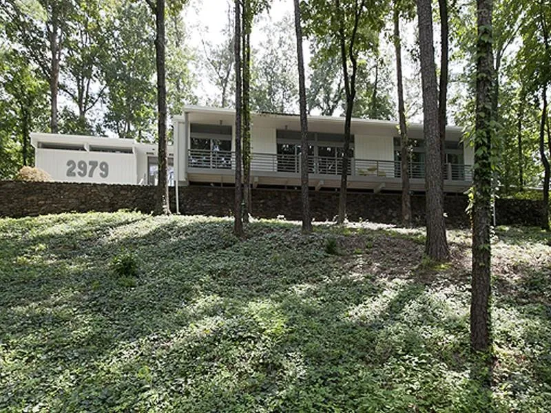 2979 Ridge Valley Road, Atlanta, Georgia 30327, 4 Bedrooms Bedrooms, ,3 BathroomsBathrooms,Residential,Sold,2979 Ridge Valley Road,5607973