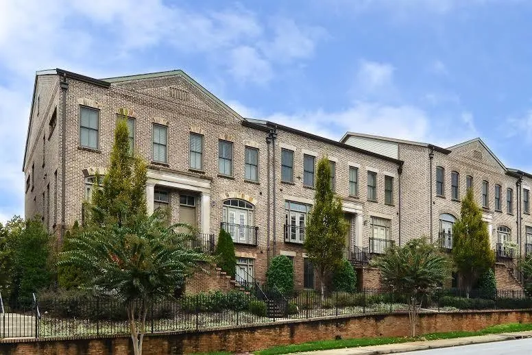 3568 Roswell Road Unit 3568, Atlanta, Georgia 30305, 3 Bedrooms Bedrooms, ,3 BathroomsBathrooms,Residential,Sold,3568 Roswell Road Unit 3568,5615422