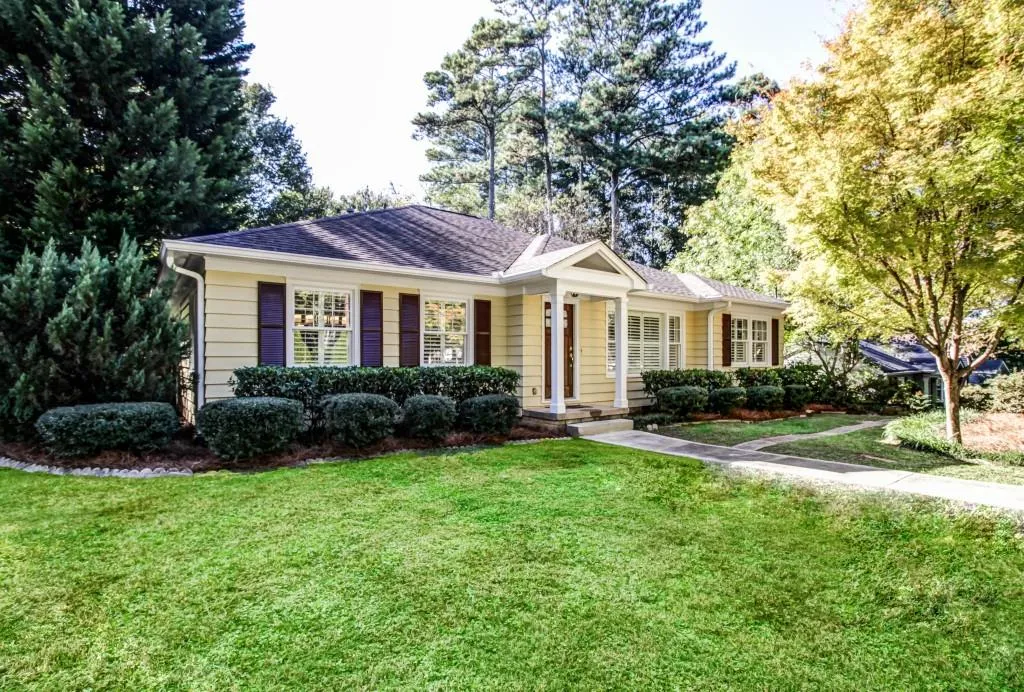 1087 Lindridge Drive Ne, Atlanta, Georgia 30324, 4 Bedrooms Bedrooms, ,2 BathroomsBathrooms,Residential,Sold,1087 Lindridge Drive Ne,5617771