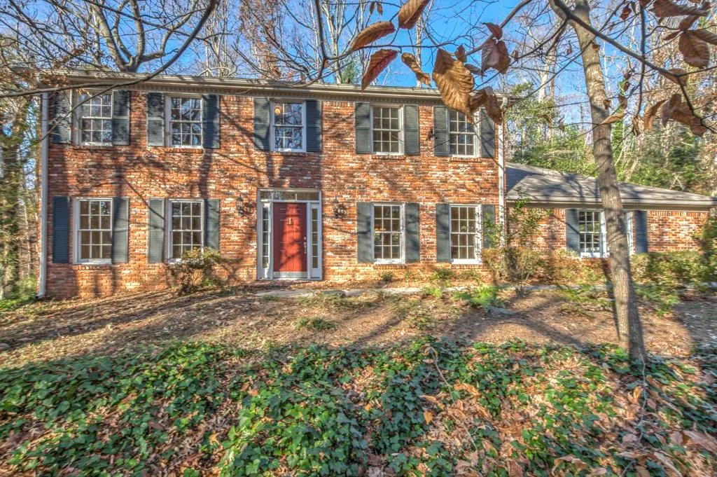 520 Forest Valley Road, Sandy Springs, Georgia 30342, 4 Bedrooms Bedrooms, ,2 BathroomsBathrooms,Residential,Sold,520 Forest Valley Road,5625752
