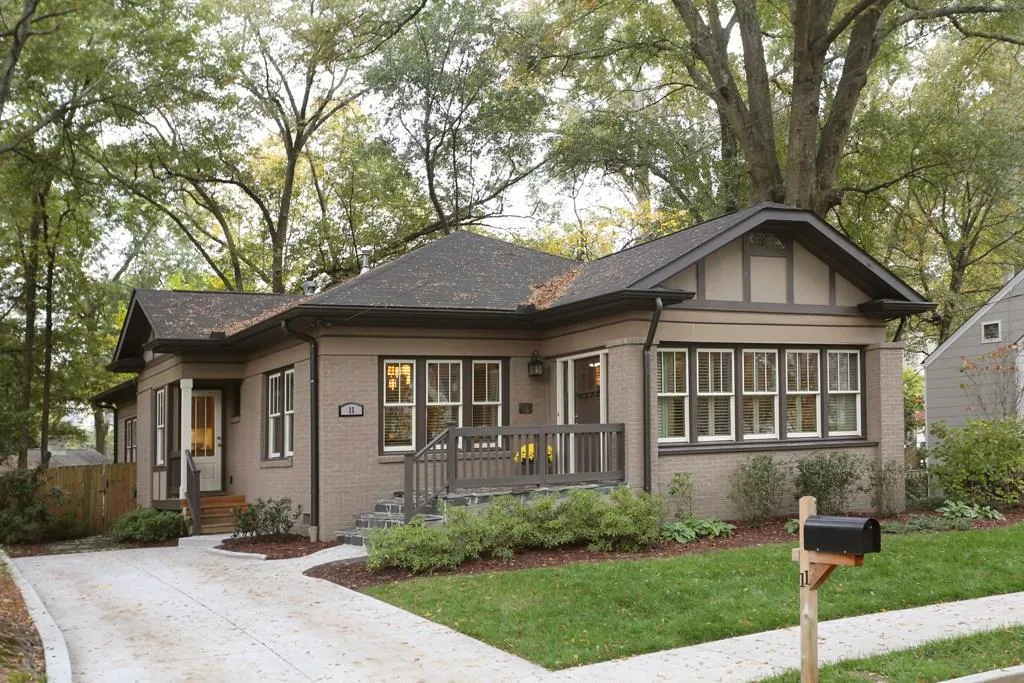11 Arc Way Ne, Atlanta, Georgia 30305, 3 Bedrooms Bedrooms, ,2 BathroomsBathrooms,Residential,Sold,11 Arc Way Ne,5633818