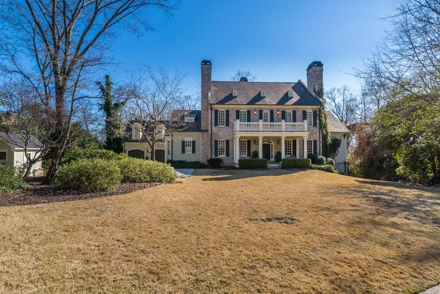 127 Dudley Court, Atlanta, Georgia 30327, 7 Bedrooms Bedrooms, ,6 BathroomsBathrooms,Residential,Sold,127 Dudley Court,5636094