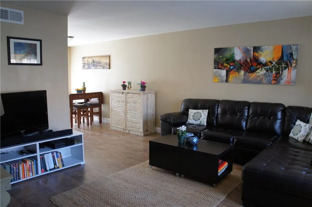 136 Peachtree Memorial Drive Nw Unit Pa4, Atlanta, Georgia 30309, 2 Bedrooms Bedrooms, ,1 BathroomBathrooms,Residential,Sold,136 Peachtree Memorial Drive Nw Unit Pa4,5642036