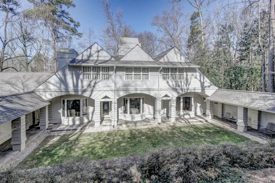 7 W Wesley Ridge, Atlanta, Georgia 30327, 5 Bedrooms Bedrooms, ,4 BathroomsBathrooms,Residential,Sold,7 W Wesley Ridge,5640849