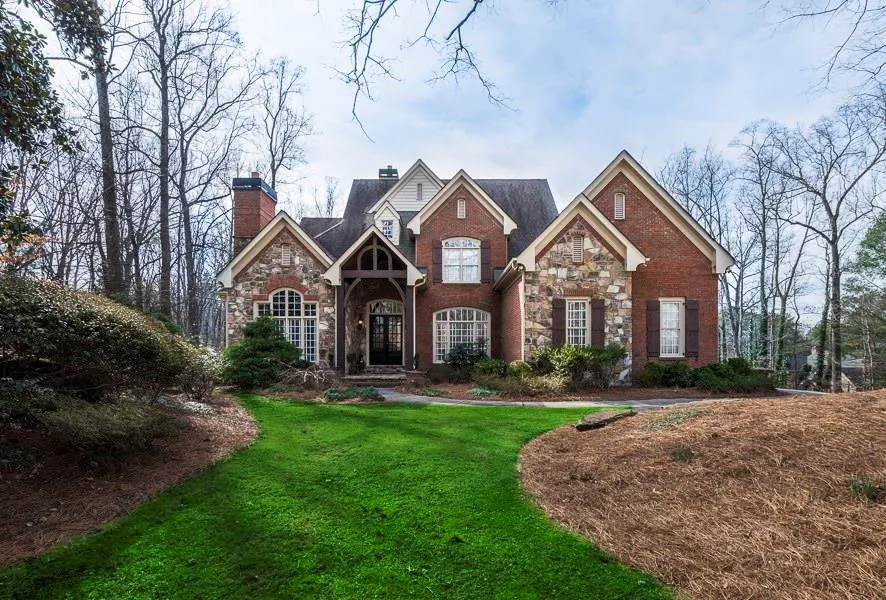 5065 Carol Lane, Sandy Springs, Georgia 30327, 5 Bedrooms Bedrooms, ,5 BathroomsBathrooms,Residential,Sold,5065 Carol Lane,5644780