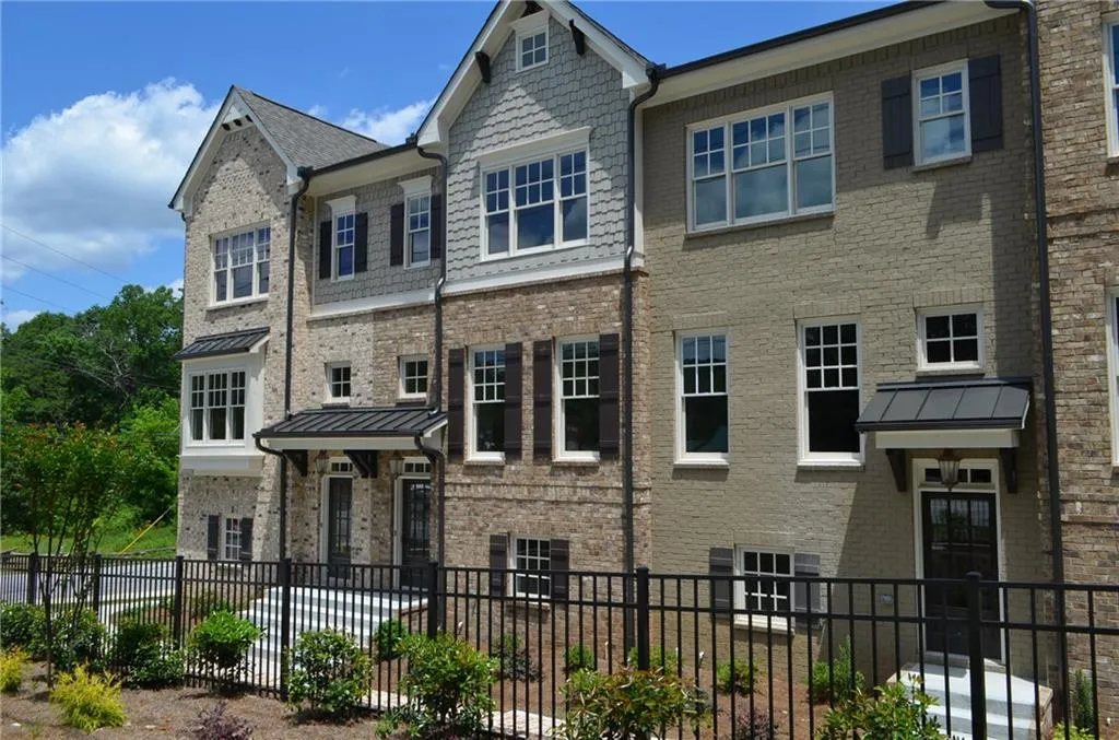 4006 Chastain Preserve Way, Atlanta, Georgia 30342, 3 Bedrooms Bedrooms, ,3 BathroomsBathrooms,Residential,Sold,4006 Chastain Preserve Way,5646133