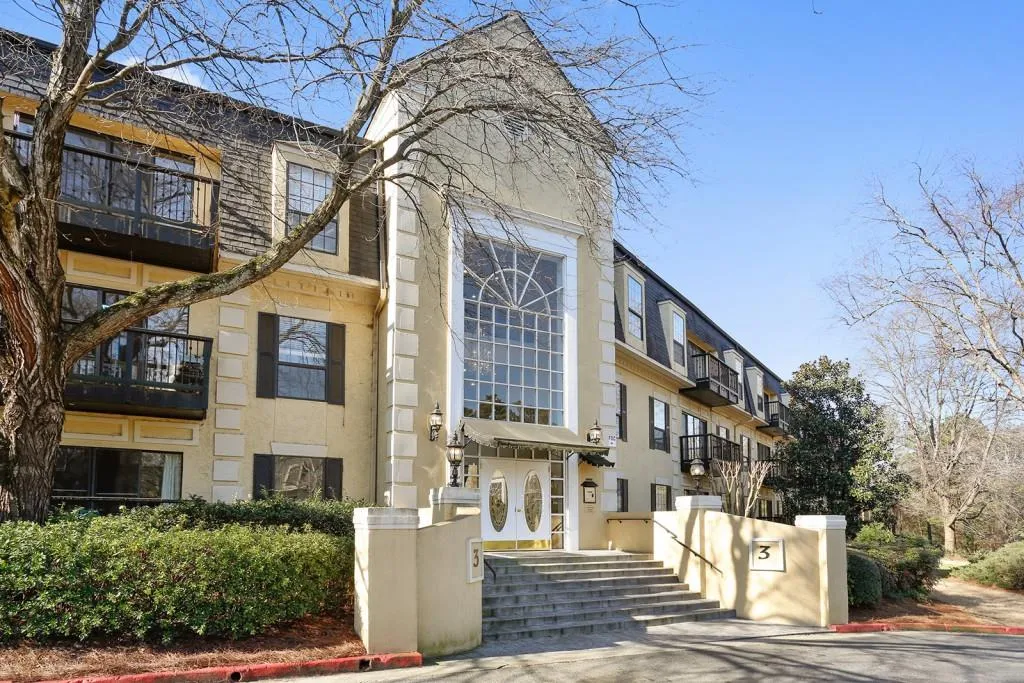 3102 Pine Heights Drive Unit 3102, Atlanta, Georgia 30324, 2 Bedrooms Bedrooms, ,2 BathroomsBathrooms,Residential,Sold,3102 Pine Heights Drive Unit 3102,5649284