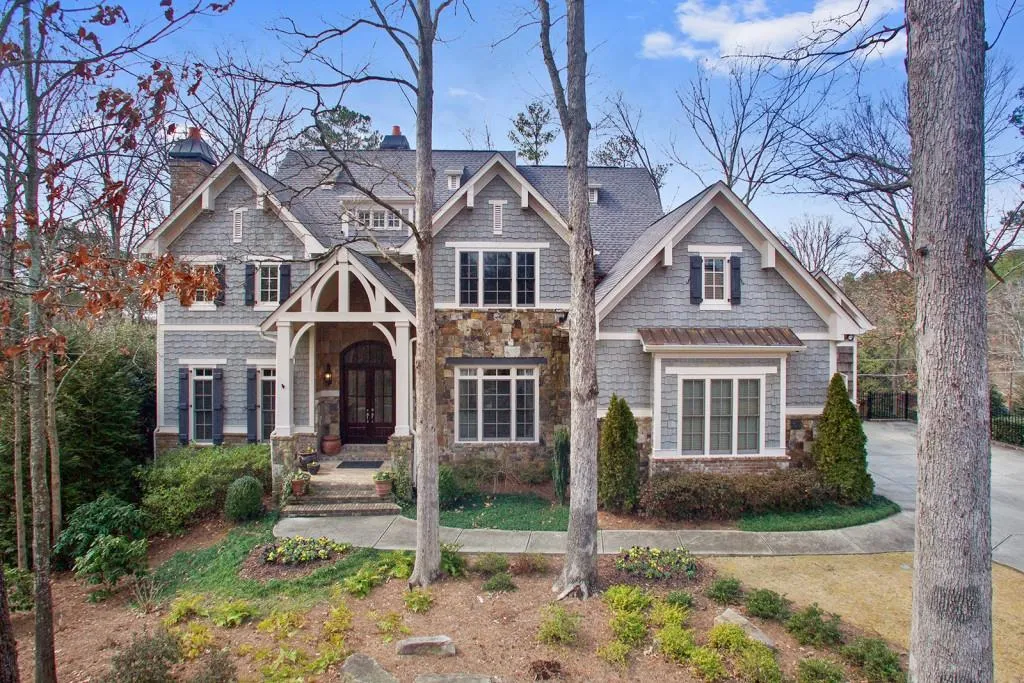 4588 Stella Drive, Atlanta, Georgia 30327, 6 Bedrooms Bedrooms, ,6 BathroomsBathrooms,Residential,Sold,4588 Stella Drive,5653001