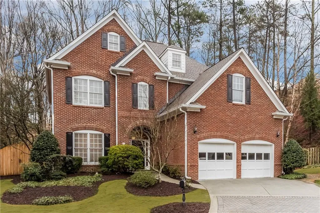 3320 Windsor Lake Drive Ne, Brookhaven, Georgia 30319, 5 Bedrooms Bedrooms, ,3 BathroomsBathrooms,Residential,Sold,3320 Windsor Lake Drive Ne,5654620