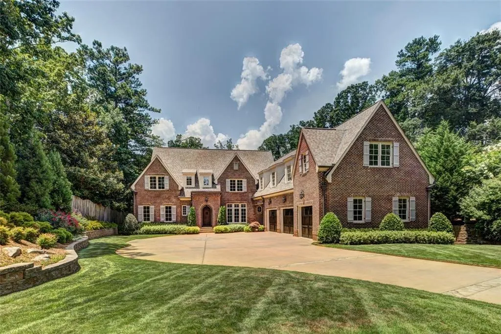 355 Mount Paran Road, Atlanta, Georgia 30327, 5 Bedrooms Bedrooms, ,5 BathroomsBathrooms,Residential,Sold,355 Mount Paran Road,5663329