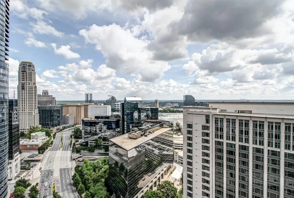 3324 Peachtree Road Ne Unit 2401, Atlanta, Georgia 30326, 2 Bedrooms Bedrooms, ,2 BathroomsBathrooms,Residential,Sold,3324 Peachtree Road Ne Unit 2401,5668605