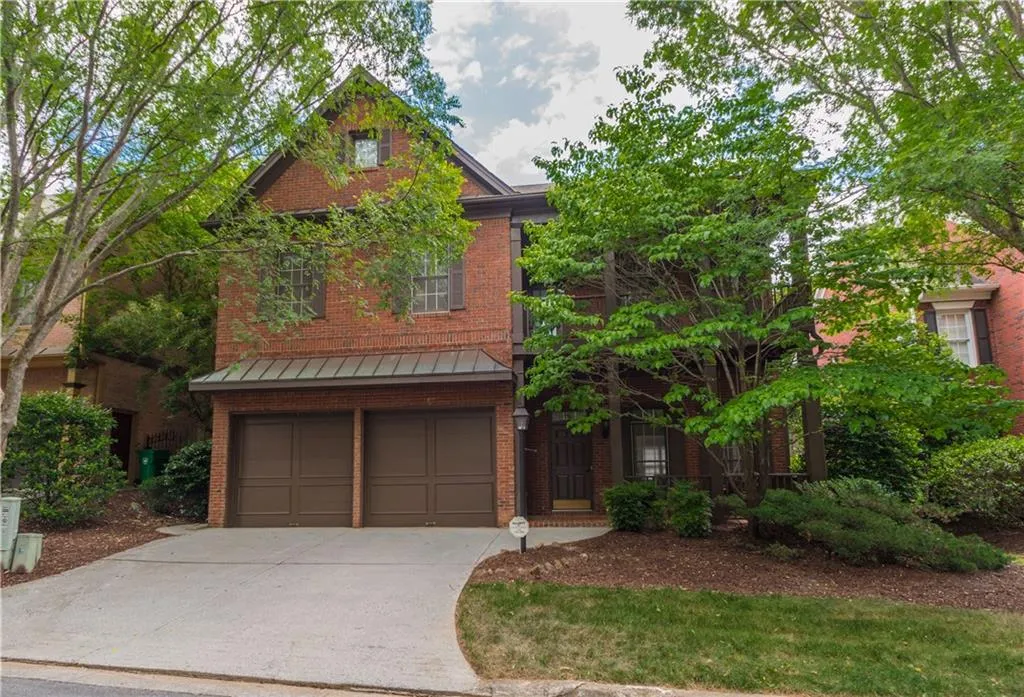 1841 Hedge Rose Drive, Brookhaven, Georgia 30324, 4 Bedrooms Bedrooms, ,3 BathroomsBathrooms,Residential,Sold,1841 Hedge Rose Drive,5670102