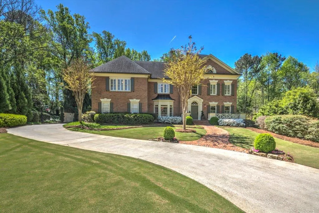 180 N Devereux Court Nw, Atlanta, Georgia 30327, 5 Bedrooms Bedrooms, ,4 BathroomsBathrooms,Residential,Sold,180 N Devereux Court Nw,5673199