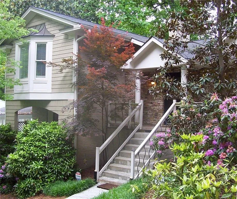 1215 Sheridan Road Ne, Atlanta, Georgia 30324, 4 Bedrooms Bedrooms, ,3 BathroomsBathrooms,Residential,Sold,1215 Sheridan Road Ne,5673494