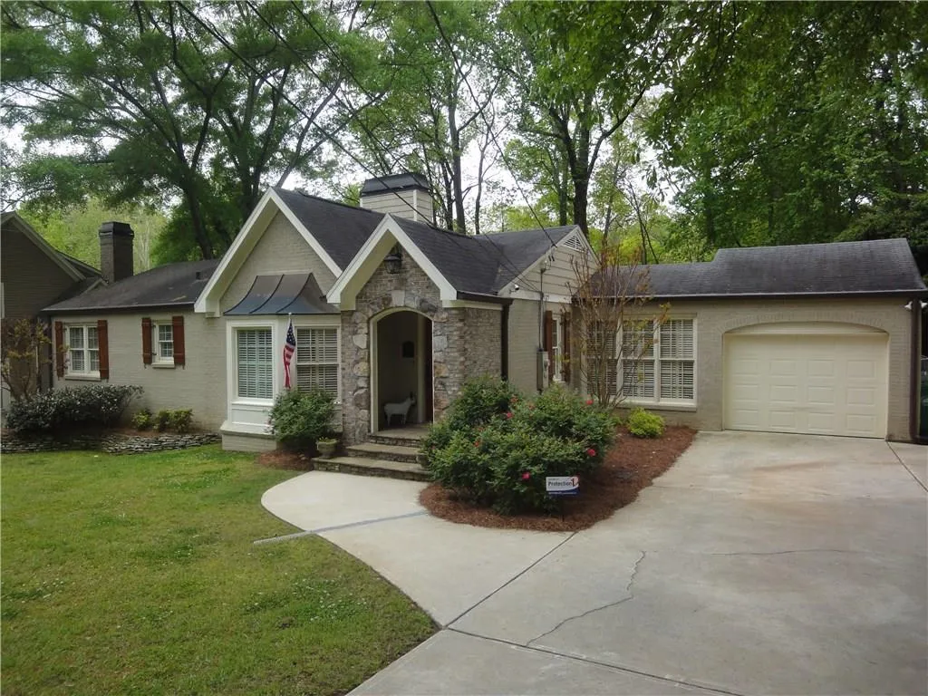 1217 Pine Ridge Road Ne, Atlanta, Georgia 30324, 3 Bedrooms Bedrooms, ,2 BathroomsBathrooms,Residential,Sold,1217 Pine Ridge Road Ne,5676329