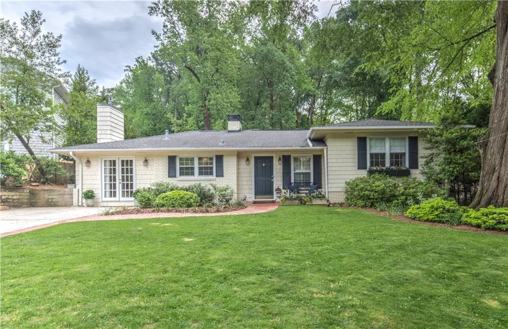 2285 Brookview Drive Nw, Atlanta, Georgia 30318, 4 Bedrooms Bedrooms, ,2 BathroomsBathrooms,Residential,Sold,2285 Brookview Drive Nw,5679536