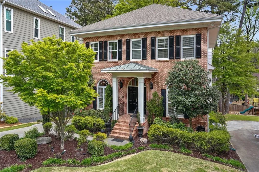 2453 Oostanaula Drive Ne, Brookhaven, Georgia 30319, 4 Bedrooms Bedrooms, ,4 BathroomsBathrooms,Residential,Sold,2453 Oostanaula Drive Ne,5680404