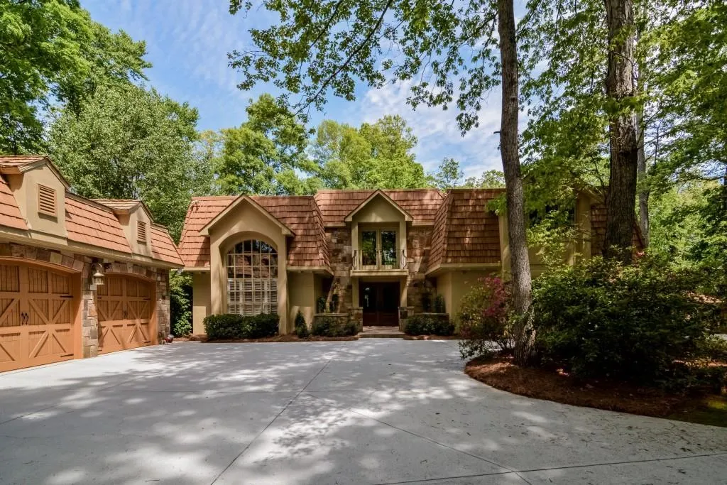 4512 River Rill Court, Atlanta, Georgia 30327, 6 Bedrooms Bedrooms, ,5 BathroomsBathrooms,Residential,Sold,4512 River Rill Court,5680614