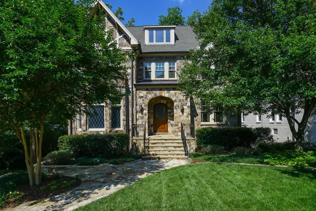 1837 Windemere Drive, Atlanta, Georgia 30324, 4 Bedrooms Bedrooms, ,4 BathroomsBathrooms,Residential,Sold,1837 Windemere Drive,5695297