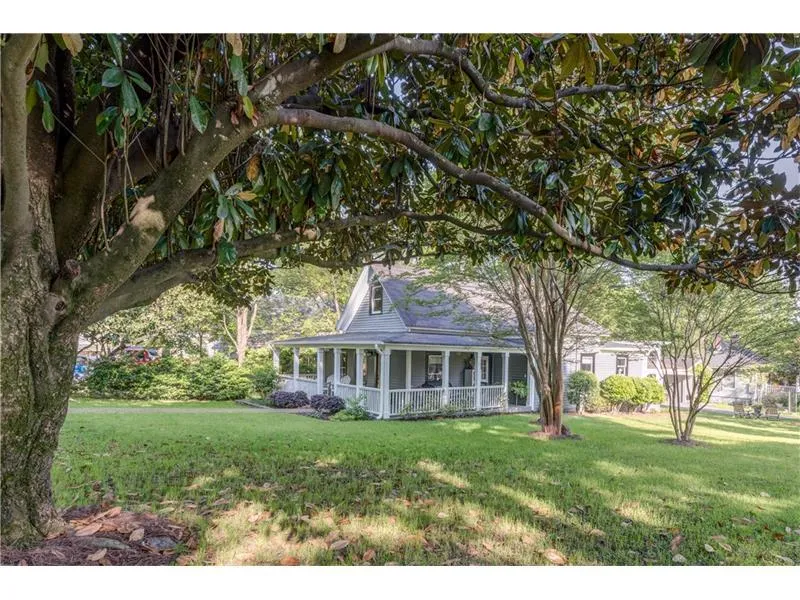 2929 Layton Avenue Nw, Atlanta, Georgia 30318, 3 Bedrooms Bedrooms, ,3 BathroomsBathrooms,Residential,Sold,2929 Layton Avenue Nw,5695383